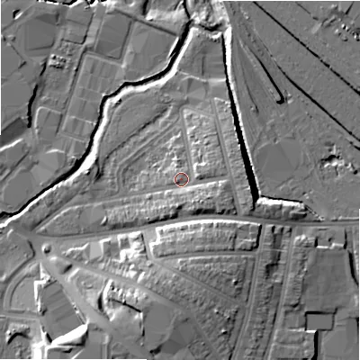 Shaded relief map of the ground around B112HU, computed from Environment Agency LiDAR. The ground here sits at about 117 m above sea level and falls 18 m across the surrounding 800 m. Surface water reaching this point runs off ground lying to the east-south-east, 5.2 m higher.