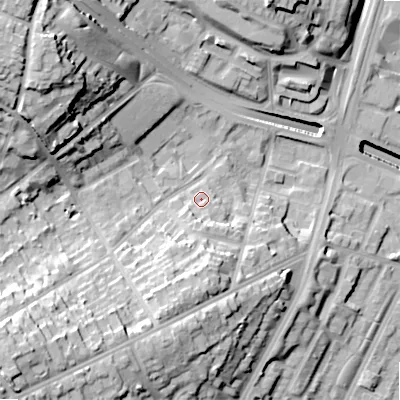 Shaded relief map of the ground around B152HB, computed from Environment Agency LiDAR. The ground here sits at about 120 m above sea level and falls 40 m across the surrounding 800 m. Surface water reaching this point runs off ground lying to the south-south-east, 4.6 m higher.