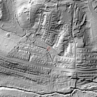 Shaded relief map of the ground around B170QG, computed from Environment Agency LiDAR. The ground here sits at about 137 m above sea level and falls 41 m across the surrounding 800 m. Surface water reaching this point runs off ground lying to the north, 37.9 m higher.