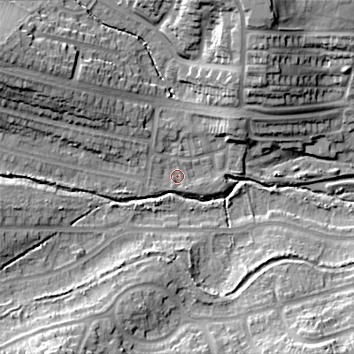 Shaded relief map of the ground around B170SB, computed from Environment Agency LiDAR. The ground here sits at about 135 m above sea level and falls 23 m across the surrounding 800 m. Surface water reaching this point runs off ground lying to the north-west, 1.5 m higher.