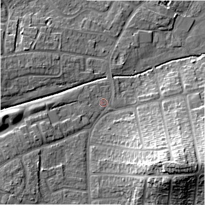 Shaded relief map of the ground around B263TH, computed from Environment Agency LiDAR. The ground here sits at about 95 m above sea level and falls 25 m across the surrounding 800 m. Surface water reaching this point runs off ground lying to the south-east, 21.2 m higher.