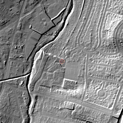 Shaded relief map of the ground around B302SH, computed from Environment Agency LiDAR. The ground here sits at about 123 m above sea level and falls 34 m across the surrounding 800 m. Surface water reaching this point runs off ground lying to the south-south-east, 14.1 m higher.