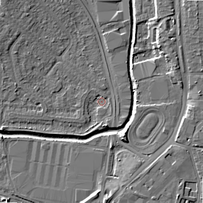 Shaded relief map of the ground around B421SG, computed from Environment Agency LiDAR. The ground here sits at about 96 m above sea level and falls 9 m across the surrounding 800 m. Surface water reaching this point runs off ground lying to the north-west, 5.4 m higher.