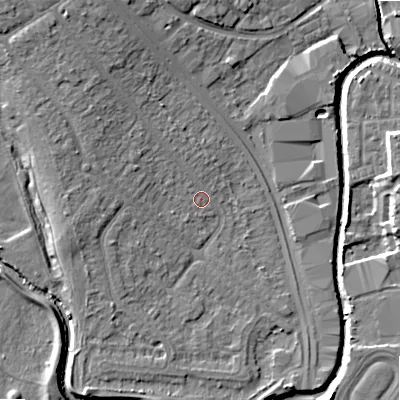 Shaded relief map of the ground around B421SP, computed from Environment Agency LiDAR. The ground here sits at about 98 m above sea level and falls 12 m across the surrounding 800 m. Surface water reaching this point runs off ground lying to the north-west, 7.4 m higher.