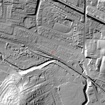 Shaded relief map of the ground around B435TH, computed from Environment Agency LiDAR. The ground here sits at about 102 m above sea level and falls 33 m across the surrounding 800 m. Surface water reaching this point runs off ground lying to the west-north-west, 3.4 m higher.