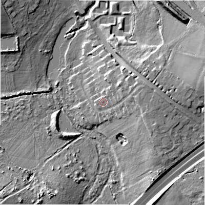 Shaded relief map of the ground around B913HP, computed from Environment Agency LiDAR. The ground here sits at about 117 m above sea level and falls 14 m across the surrounding 800 m. Surface water reaching this point runs off ground lying to the east-north-east, 6.1 m higher.
