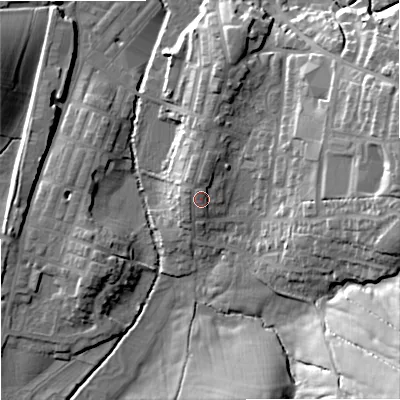 Shaded relief map of the ground around BB186NZ, computed from Environment Agency LiDAR. The ground here sits at about 140 m above sea level and falls 35 m across the surrounding 800 m. Surface water reaching this point runs off ground lying to the north, 2.8 m higher.
