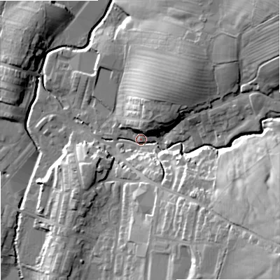 Shaded relief map of the ground around BB186RA, computed from Environment Agency LiDAR. The ground here sits at about 136 m above sea level and falls 38 m across the surrounding 800 m. Surface water reaching this point runs off ground lying to the south-east, 32.6 m higher.