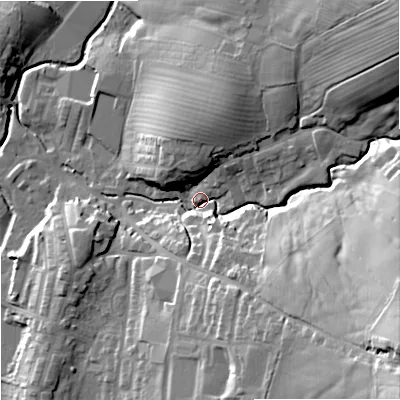 Shaded relief map of the ground around BB186RE, computed from Environment Agency LiDAR. The ground here sits at about 138 m above sea level and falls 48 m across the surrounding 800 m. Surface water reaching this point runs off ground lying to the south-east, 39.3 m higher.