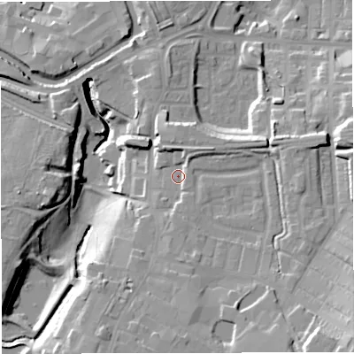 Shaded relief map of the ground around BB50EA, computed from Environment Agency LiDAR. The ground here sits at about 133 m above sea level and falls 31 m across the surrounding 800 m. Surface water reaching this point runs off ground lying to the south-east, 16.5 m higher.