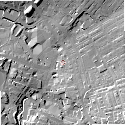 Shaded relief map of the ground around BB51HH, computed from Environment Agency LiDAR. The ground here sits at about 137 m above sea level and falls 37 m across the surrounding 800 m. Surface water reaching this point runs off ground lying to the south-east, 5.7 m higher.
