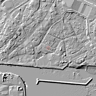 Shaded relief map of the ground around BH151RH, computed from Environment Agency LiDAR. The ground here sits at about 2 m above sea level and falls 10 m across the surrounding 800 m. Surface water reaching this point runs off ground lying to the north, 2.0 m higher.