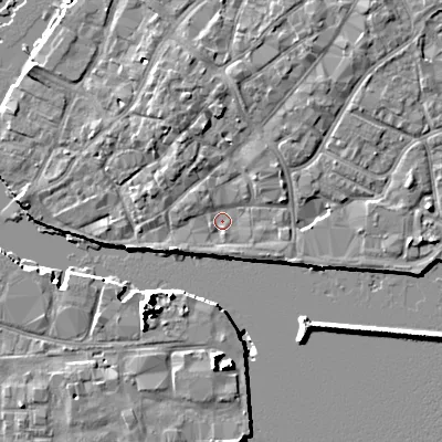 Shaded relief map of the ground around BH151RX, computed from Environment Agency LiDAR. The ground here sits at about 1 m above sea level and falls 10 m across the surrounding 800 m. Surface water reaching this point runs off ground lying to the north-north-west, 3.4 m higher.