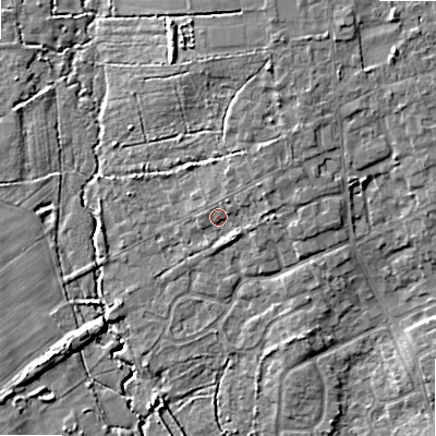 Shaded relief map of the ground around BH220LG, computed from Environment Agency LiDAR. The ground here sits at about 17 m above sea level and falls 8 m across the surrounding 800 m. Surface water reaching this point runs off ground lying to the north-east, 2.5 m higher.