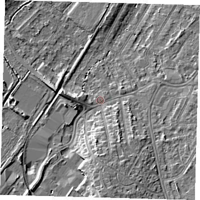 Shaded relief map of the ground around BR34BE, computed from Environment Agency LiDAR. The ground here sits at about 33 m above sea level and falls 12 m across the surrounding 800 m. Surface water reaching this point runs off ground lying to the south, 8.3 m higher.