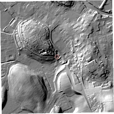 Shaded relief map of the ground around CA125ES, computed from Environment Agency LiDAR. The ground here sits at about 79 m above sea level and falls 42 m across the surrounding 800 m. Surface water reaching this point runs off ground lying to the south-east, 38.3 m higher.