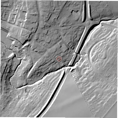 Shaded relief map of the ground around CV471NY, computed from Environment Agency LiDAR. The ground here sits at about 80 m above sea level and falls 19 m across the surrounding 800 m. Surface water reaching this point runs off ground lying to the north-west, 4.6 m higher.