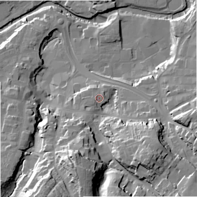 Shaded relief map of the ground around CW121ES, computed from Environment Agency LiDAR. The ground here sits at about 88 m above sea level and falls 40 m across the surrounding 800 m. Surface water reaching this point runs off ground lying to the south-west, 1.6 m higher.