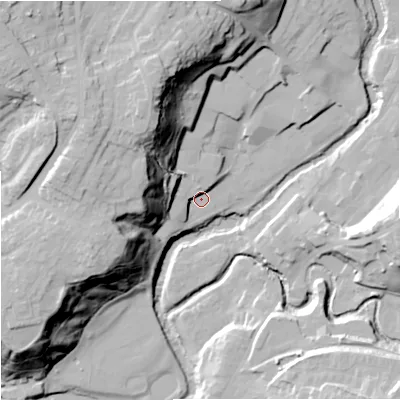 Shaded relief map of the ground around CW121UN, computed from Environment Agency LiDAR. The ground here sits at about 83 m above sea level and falls 43 m across the surrounding 800 m. Surface water reaching this point runs off ground lying to the west-north-west, 35.5 m higher.