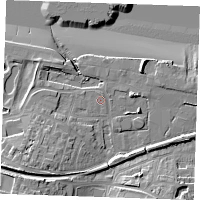 Shaded relief map of the ground around DA122AW, computed from Environment Agency LiDAR. The ground here sits at about 5 m above sea level and falls 23 m across the surrounding 800 m. Surface water reaching this point runs off ground lying to the north-north-east, 0.8 m higher.
