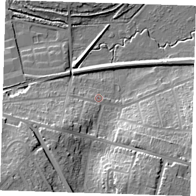 Shaded relief map of the ground around DA13BS, computed from Environment Agency LiDAR. The ground here sits at about 7 m above sea level and falls 28 m across the surrounding 800 m. Surface water reaching this point runs off ground lying to the south-west, 4.5 m higher.