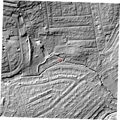 Shaded relief map of the ground around DA158HR, computed from Environment Agency LiDAR. The ground here sits at about 32 m above sea level and falls 16 m across the surrounding 800 m. Surface water reaching this point runs off ground lying to the north-west, 13.8 m higher.