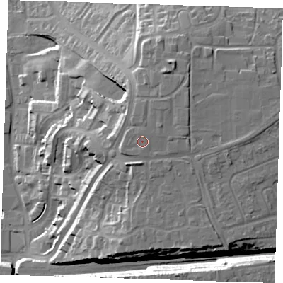 Shaded relief map of the ground around DA15AH, computed from Environment Agency LiDAR. The ground here sits at about 32 m above sea level and falls 32 m across the surrounding 800 m. Surface water reaching this point runs off ground lying to the north, 0.7 m higher.