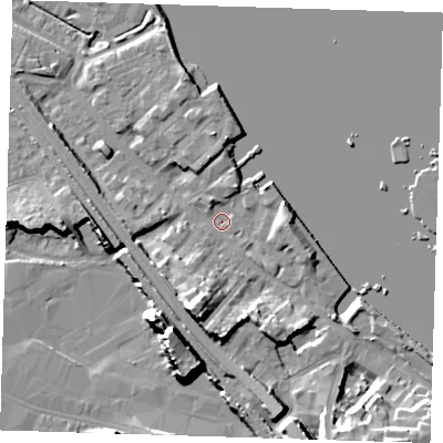 Shaded relief map of the ground around DA81AG, computed from Environment Agency LiDAR. The ground here sits at about 4 m above sea level and falls 17 m across the surrounding 800 m. Surface water reaching this point runs off ground lying to the south-south-east, 13.6 m higher.