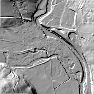 Shaded relief map of the ground around DE42EE, computed from Environment Agency LiDAR. The ground here sits at about 100 m above sea level and falls 62 m across the surrounding 800 m. Surface water reaching this point runs off ground lying to the north-west, 21.2 m higher.
