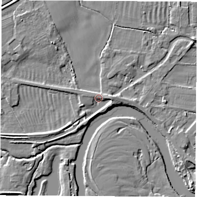 Shaded relief map of the ground around DE722GA, computed from Environment Agency LiDAR. The ground here sits at about 33 m above sea level and falls 6 m across the surrounding 800 m. Surface water reaching this point runs off ground lying to the east, 3.5 m higher.
