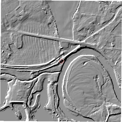 Shaded relief map of the ground around DE722GL, computed from Environment Agency LiDAR. The ground here sits at about 33 m above sea level and falls 6 m across the surrounding 800 m. Surface water reaching this point runs off ground lying to the north-east, 2.4 m higher.