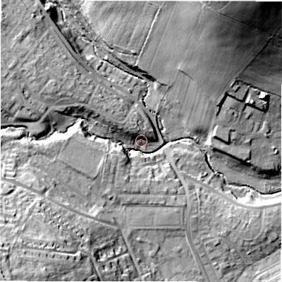 Shaded relief map of the ground around DH79LG, computed from Environment Agency LiDAR. The ground here sits at about 129 m above sea level and falls 45 m across the surrounding 800 m. Surface water reaching this point runs off ground lying to the north-north-west, 5.9 m higher.