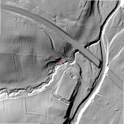 Shaded relief map of the ground around DL129SB, computed from Environment Agency LiDAR. The ground here sits at about 131 m above sea level and falls 40 m across the surrounding 800 m. Surface water reaching this point runs off ground lying to the south-west, 32.0 m higher.