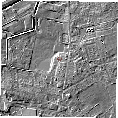 Shaded relief map of the ground around DN208BL, computed from Environment Agency LiDAR. The ground here sits at about 4 m above sea level and falls 7 m across the surrounding 800 m. Surface water reaching this point runs off ground lying to the south-east, 1.9 m higher.