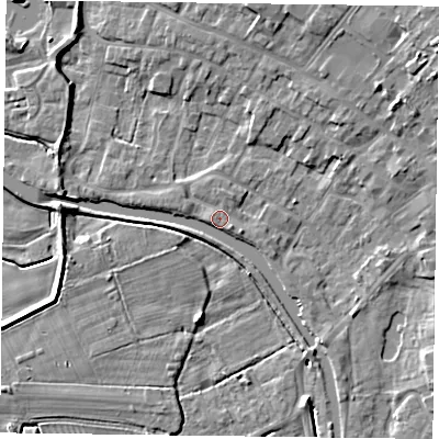 Shaded relief map of the ground around DN85UQ, computed from Environment Agency LiDAR. The ground here sits at about 4 m above sea level and falls 9 m across the surrounding 800 m. Surface water reaching this point runs off ground lying to the west, 4.1 m higher.