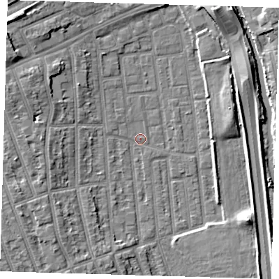 Shaded relief map of the ground around E125FB, computed from Environment Agency LiDAR. The ground here sits at about 4 m above sea level and falls 10 m across the surrounding 800 m. Surface water reaching this point runs off ground lying to the west-north-west, 1.0 m higher.