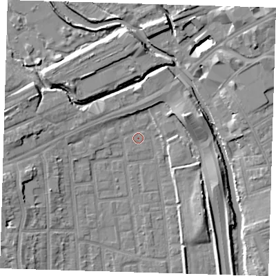 Shaded relief map of the ground around E125LX, computed from Environment Agency LiDAR. The ground here sits at about 4 m above sea level and falls 11 m across the surrounding 800 m. Surface water reaching this point runs off ground lying to the north-north-west, 2.0 m higher.