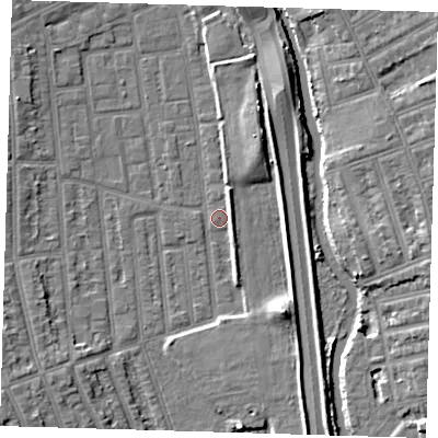 Shaded relief map of the ground around E125NA, computed from Environment Agency LiDAR. The ground here sits at about 4 m above sea level and falls 8 m across the surrounding 800 m. Surface water reaching this point runs off ground lying to the north-north-east, 5.7 m higher.