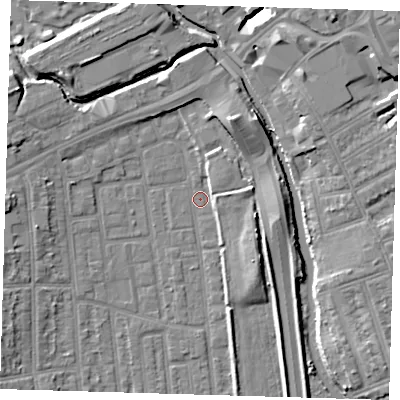 Shaded relief map of the ground around E125NE, computed from Environment Agency LiDAR. The ground here sits at about 4 m above sea level and falls 10 m across the surrounding 800 m. Surface water reaching this point runs off ground lying to the east, 3.9 m higher.