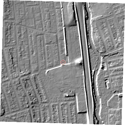 Shaded relief map of the ground around E125NG, computed from Environment Agency LiDAR. The ground here sits at about 3 m above sea level and falls 8 m across the surrounding 800 m. Surface water reaching this point runs off ground lying to the south-south-east, 7.5 m higher.