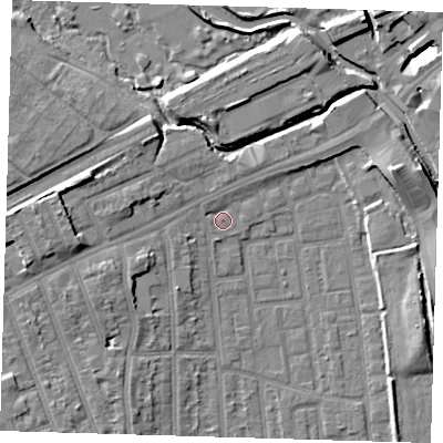 Shaded relief map of the ground around E125NR, computed from Environment Agency LiDAR. The ground here sits at about 5 m above sea level and falls 10 m across the surrounding 800 m. Surface water reaching this point runs off ground lying to the west-north-west, 1.5 m higher.