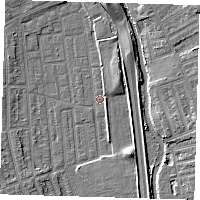 Shaded relief map of the ground around E125NZ, computed from Environment Agency LiDAR. The ground here sits at about 4 m above sea level and falls 8 m across the surrounding 800 m. Surface water reaching this point runs off ground lying to the north-north-east, 5.3 m higher.