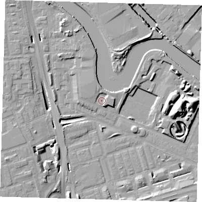 Shaded relief map of the ground around E140GU, computed from Environment Agency LiDAR. The ground here sits at about 3 m above sea level and falls 17 m across the surrounding 800 m. Surface water reaching this point runs off ground lying to the east, 2.9 m higher.