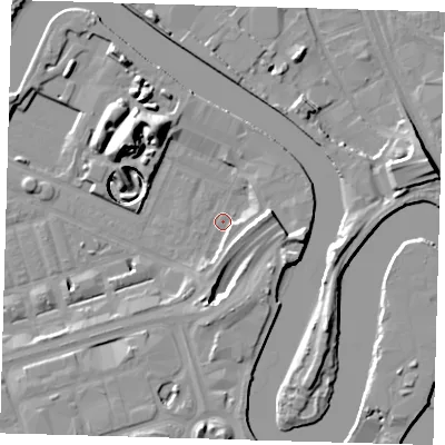 Shaded relief map of the ground around E140HT, computed from Environment Agency LiDAR. The ground here sits at about 2 m above sea level and falls 16 m across the surrounding 800 m. Surface water reaching this point runs off ground lying to the east, 11.2 m higher.