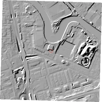 Shaded relief map of the ground around E140LL, computed from Environment Agency LiDAR. The ground here sits at about 2 m above sea level and falls 17 m across the surrounding 800 m. Surface water reaching this point runs off ground lying to the north-north-west, 3.4 m higher.