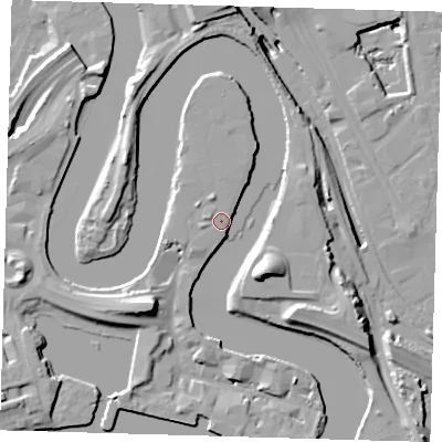 Shaded relief map of the ground around E140LU, computed from Environment Agency LiDAR. The ground here sits at about 6 m above sea level and falls 20 m across the surrounding 800 m. Surface water reaching this point runs off ground lying to the south-south-west, 3.2 m higher.
