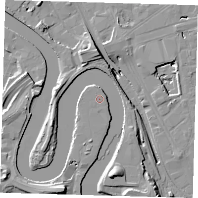 Shaded relief map of the ground around E140SY, computed from Environment Agency LiDAR. The ground here sits at about 6 m above sea level and falls 20 m across the surrounding 800 m. Surface water reaching this point runs off ground lying to the west, 0.5 m higher.