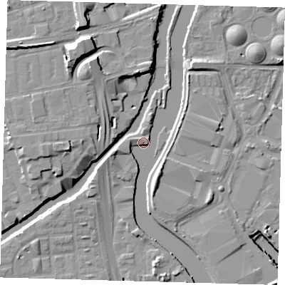 Shaded relief map of the ground around E33TG, computed from Environment Agency LiDAR. The ground here sits at about 5 m above sea level and falls 15 m across the surrounding 800 m. Surface water reaching this point runs off ground lying to the west-south-west, 4.3 m higher.