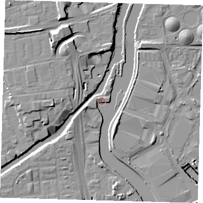 Shaded relief map of the ground around E33TL, computed from Environment Agency LiDAR. The ground here sits at about 4 m above sea level and falls 15 m across the surrounding 800 m. Surface water reaching this point runs off ground lying to the west-south-west, 4.3 m higher.