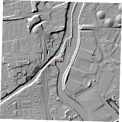 Shaded relief map of the ground around E33TN, computed from Environment Agency LiDAR. The ground here sits at about 5 m above sea level and falls 15 m across the surrounding 800 m. Surface water reaching this point runs off ground lying to the west-south-west, 4.3 m higher.